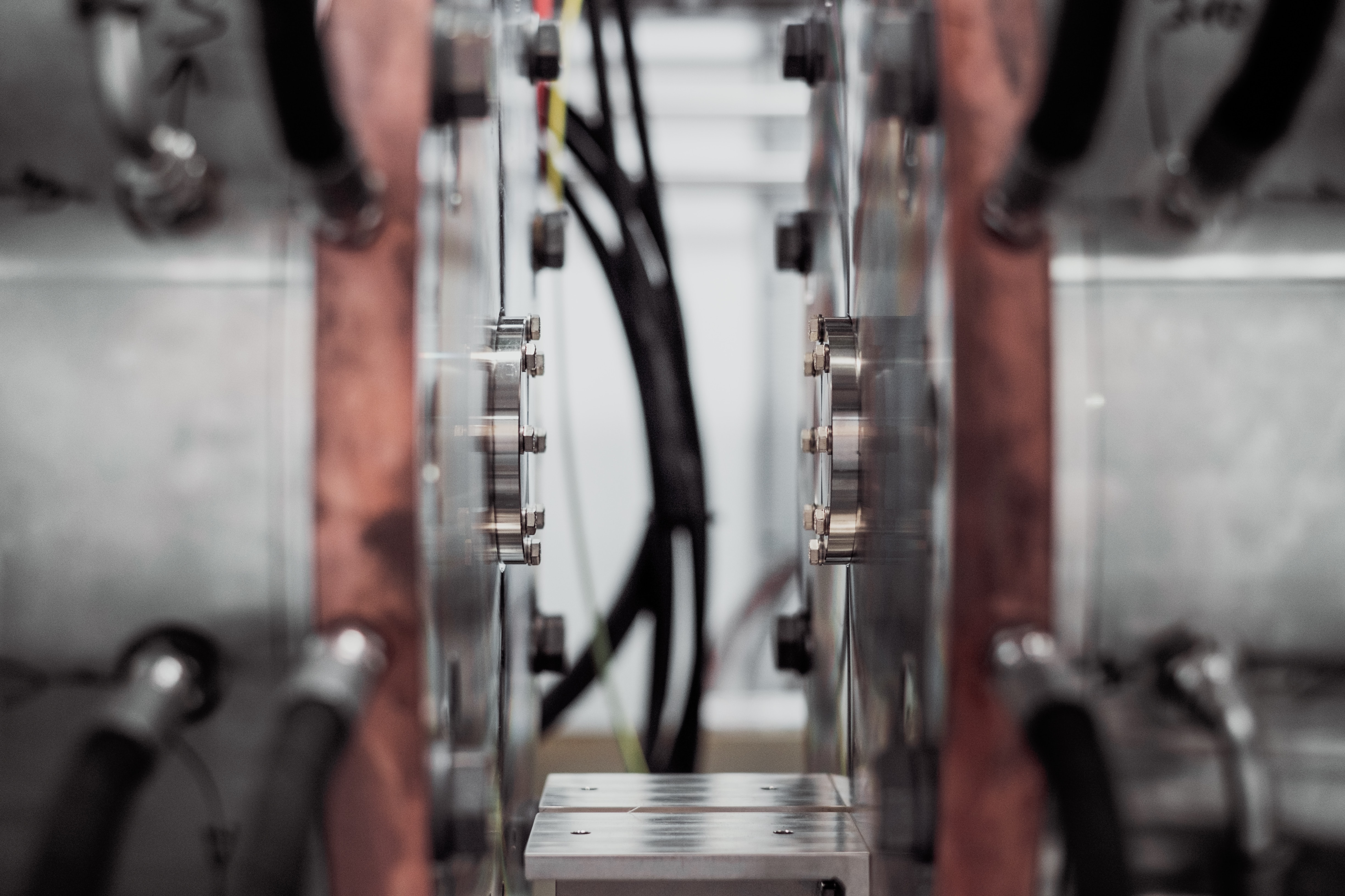 Vi er storudbydere af CNC fræser og CNC drejebænk.